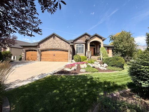 1076 W Mountain Orchard Dr, Pleasant View, UT, 84414-1860 | Card Image