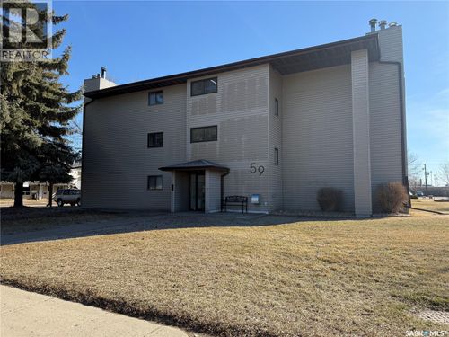 101C Wood Lily Dr, Moose Jaw, SK, S6J1E9 | Card Image