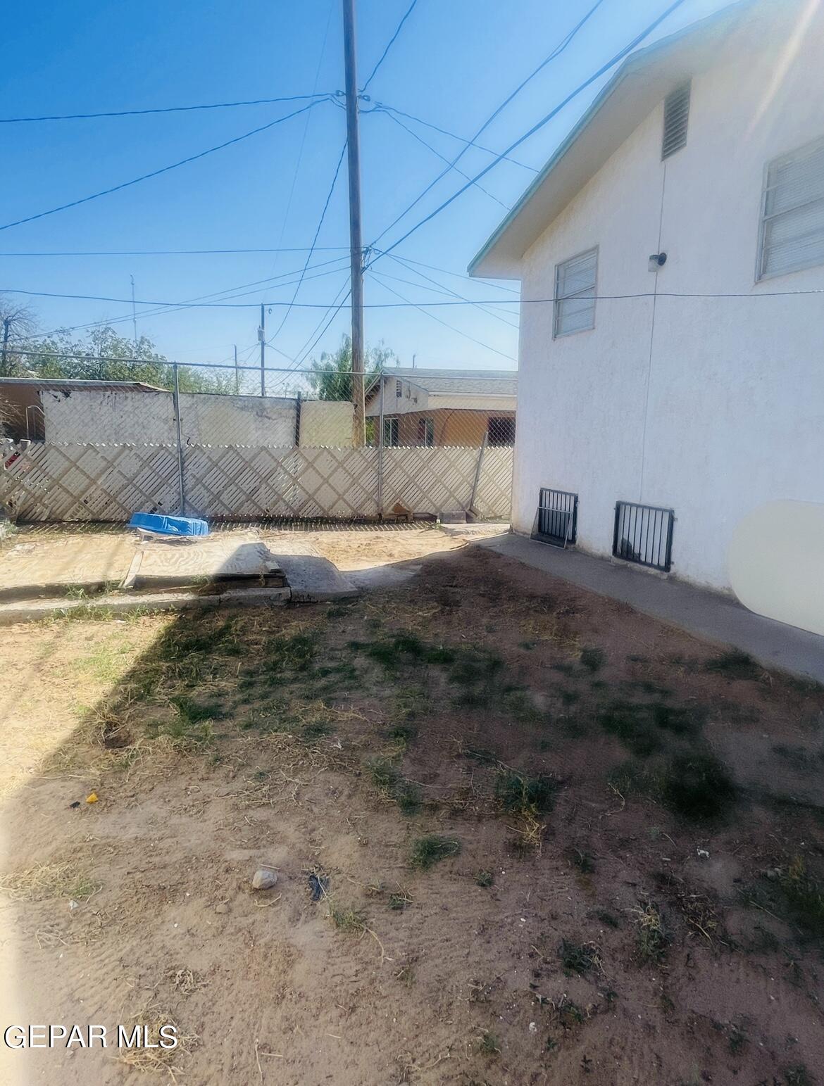 Sofia Pl, El Paso, TX 79907