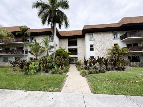 a102-7483 Sw 82nd St, Miami, FL, 33143-7382 | Card Image