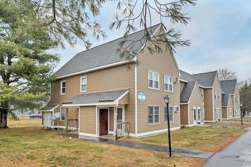 33-37 Indian Brook Circle, Rochester, NH, 03867 | Card Image