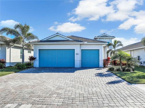 9288 Cayman Dr, NAPLES, FL, 34101 | Card Image