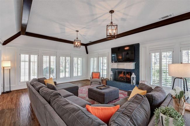 9527 Enstone Cir, House other with 5 bedrooms, 4 bathrooms and 2 parking in Spring TX | Image 10