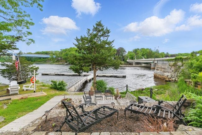 UNIT-3 - 1 Deer Island St, Condo with 2 bedrooms, 3 bathrooms and 2 parking in Amesbury MA | Image 13