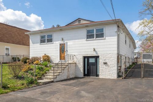 97 Benson St, West Haverstraw, NY, 10993-1302 | Card Image