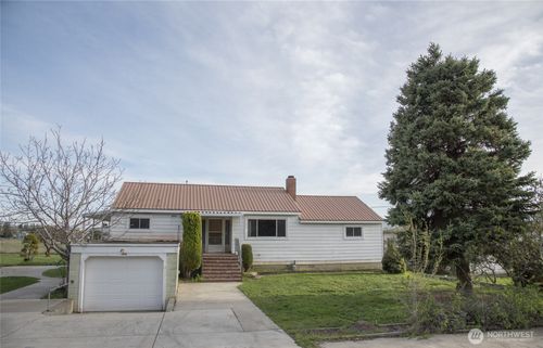 402 W Helena Ave, Ellensburg, WA, 98926-2018 | Card Image