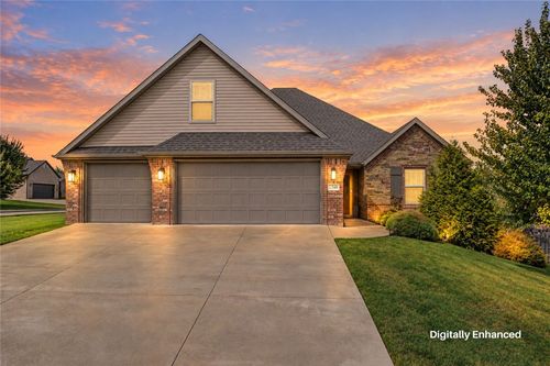 1740 Abbey Ln, Centerton, AR, 72719-6502 | Card Image
