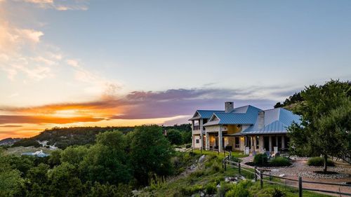 362 Kruse Hill Dr, Fredericksburg, TX, 78624-7987 | Card Image