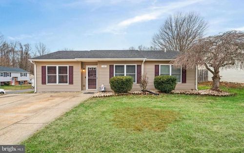 17 Gogh Cir, NEWARK, DE, 19702-3029 | Card Image