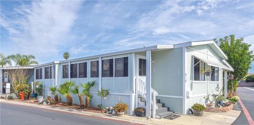 spc-618-80 Huntington St, Huntington Beach, CA, 92648-5359 | Card Image