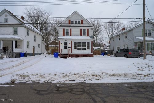 163 Van Buren Ave, Ravenna, OH, 44266-3145 | Card Image