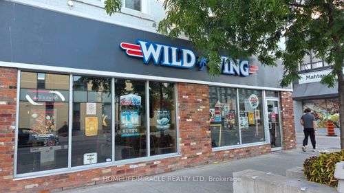 {{alt}} | Card Image