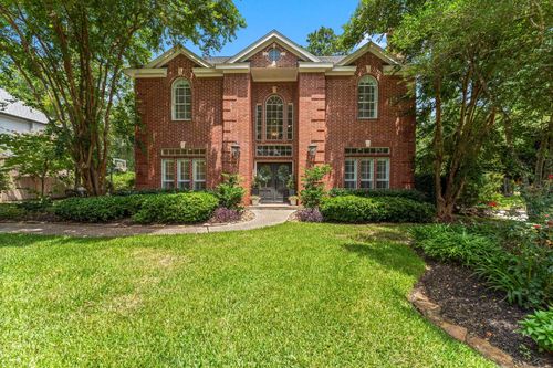 18 N Highland Ct, The Woodlands, TX, 77381-3828 | Card Image