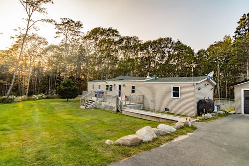 25 Sunset Cross Road, Deer Isle, ME, 04627 | Card Image