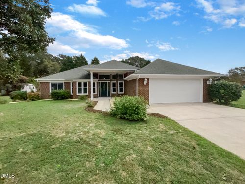 5105 Preakness Pl, Hope Mills, NC, 28348-2959 | Card Image