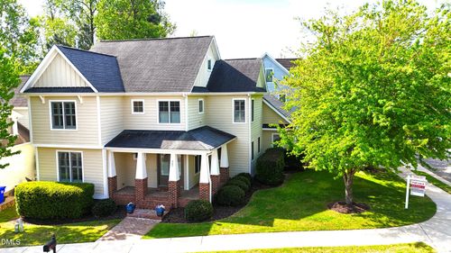 405 Jewell Dr, Chapel Hill, NC, 27516-9592 | Card Image