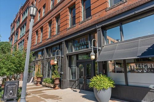 apt-206-210 N 2nd St, Minneapolis, MN, 55401-1449 | Card Image