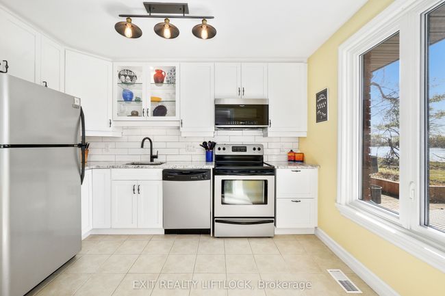 111-200 East St S, Condo with 2 bedrooms, 2 bathrooms and 1 parking in Bobcaygeon ON | Image 16