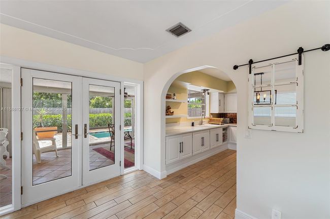 0 - 367 W Riverside Dr, House other with 3 bedrooms, 2 bathrooms and null parking in Tequesta FL | Image 32