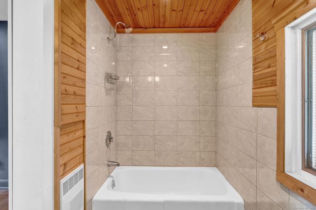 1815 Asylum Ave, House other with 3 bedrooms, 3 bathrooms and null parking in West Hartford CT | Image 23