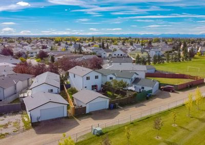 82 Applemead Crt Se, House detached with 3 bedrooms, 2 bathrooms and 2 parking in Calgary AB | Image 1