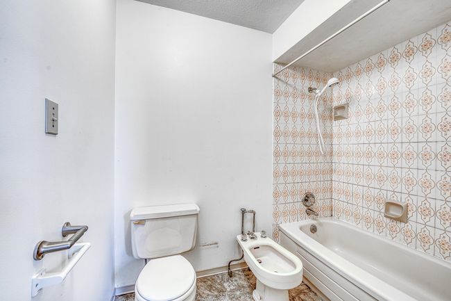 6531 Dunsany Pl, House other with 4 bedrooms, 3 bathrooms and 2 parking in Richmond BC | Image 16