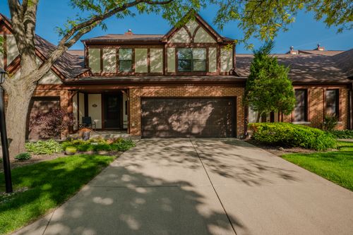 2807 Brighton Ct, Westchester, IL, 60154-5605 | Card Image