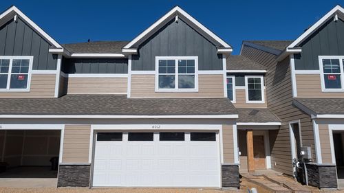 4012 Hayward Ave N, Saint Paul, MN, 55128 | Card Image