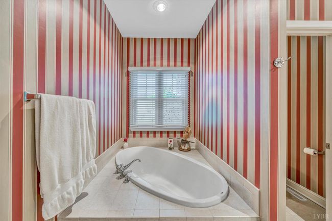 145 Golfers Crossing Dr, House other with 3 bedrooms, 3 bathrooms and null parking in Penhook VA | Image 19