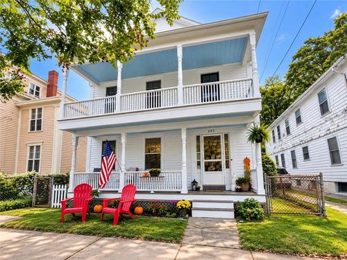 245 High St, Bristol, RI, 02809-2265 | Card Image