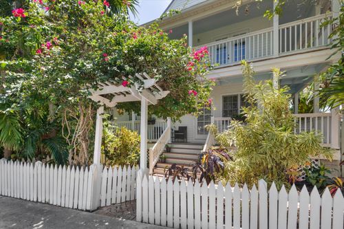 56 Golf Club Dr, Key West, FL, 33040-4382 | Card Image
