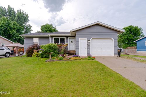 140 Sturgis Loop, Lincoln, ND, 58504-9107 | Card Image