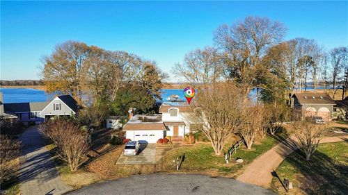 13 Jamesview Cir, Smithfield, VA, 23430-1603 | Card Image