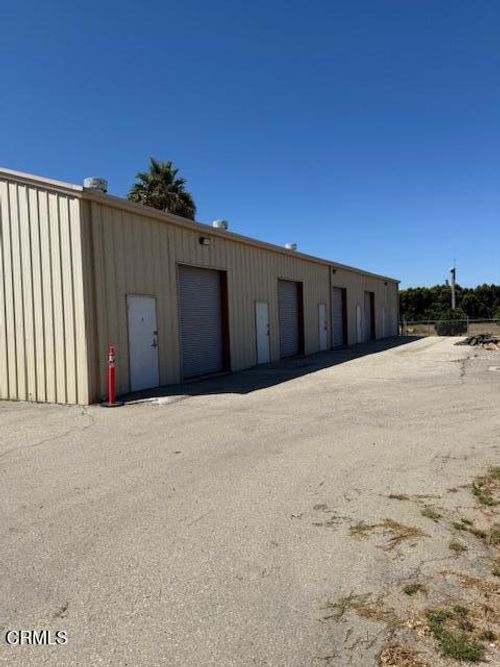 905 Corporation St, SANTA PAULA, CA, 93060-3032 | Card Image