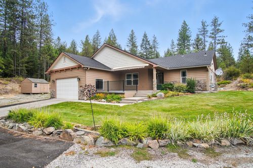 2419 E Canter Ln, Deer Park, WA, 99006-8167 | Card Image