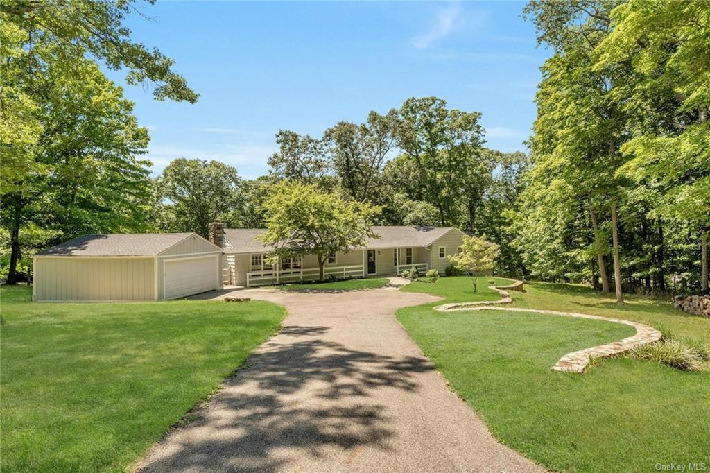 Kinnicutt Rd, Pound Ridge, NY 10576