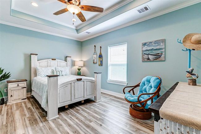 978 Seadrift Dr, House other with 3 bedrooms, 2 bathrooms and null parking in Crystal Beach TX | Image 34