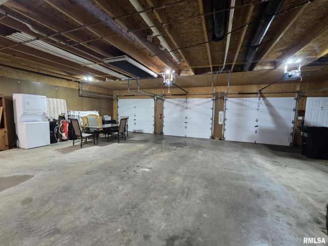 14327 Mcraven Ln, House other with 4 bedrooms, 4 bathrooms and null parking in Mount Vernon IL | Image 50