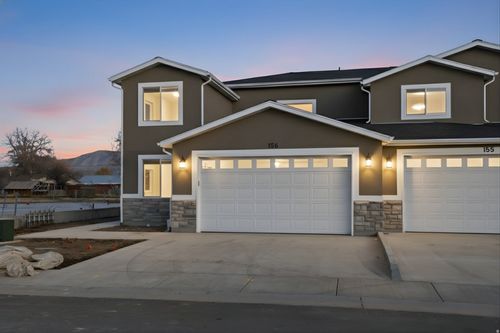196-200 W 1200 S, Tremonton, UT, 84337 | Card Image