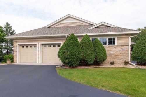 3844 Linden Dr E, Medina, MN, 55340-9812 | Card Image