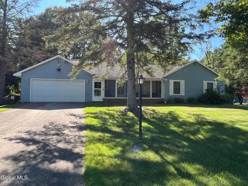 41 Glenwood Ave, Queensbury, NY, 12804-2008 | Card Image