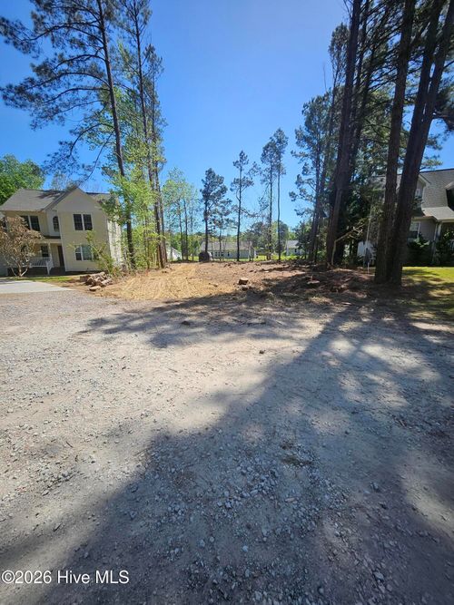 304 Lakeview Ct, Sneads Ferry, NC, 28460-8538 | Card Image