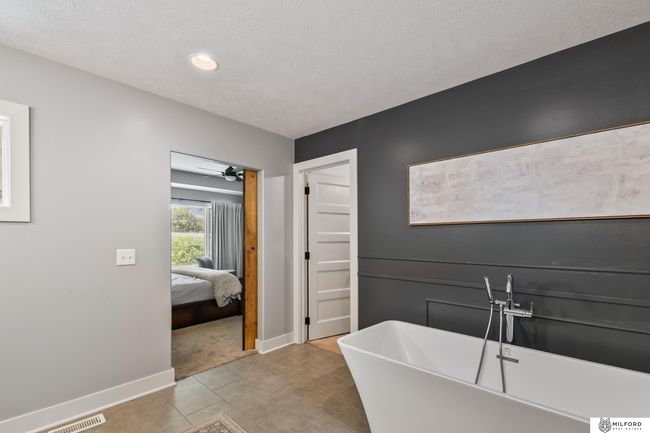 4606 S 184 Th Plz, House other with 4 bedrooms, 6 bathrooms and 3 parking in Omaha NE | Image 39