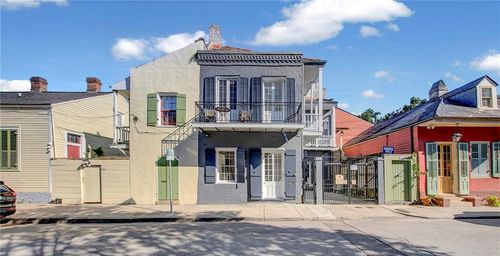 632 Burgundy St, New Orleans, LA, 70112-3412 | Card Image