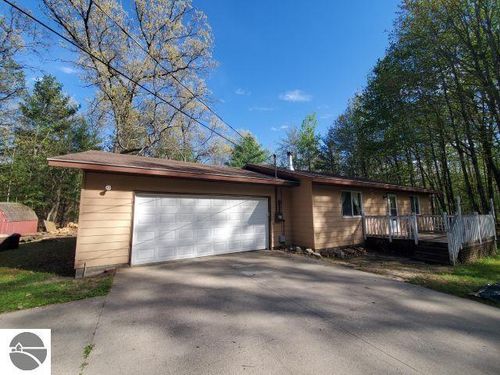 4022 Chippewa Trail, Hale, MI, 48739 | Card Image