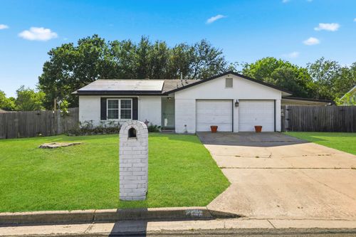 7106 Moat Cv, Austin, TX, 78745-6544 | Card Image
