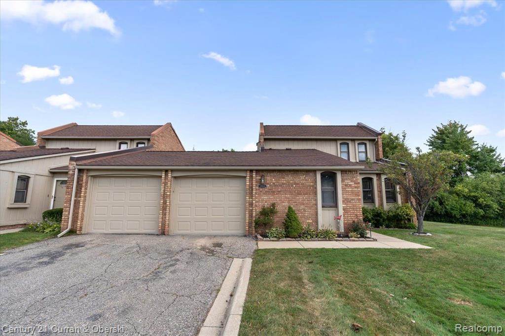 Moon Lake Dr, West Bloomfield, MI 48323 #1