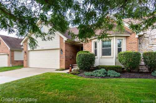 21-57253 Megan Dr, Washington Township, MI, 48094 | Card Image