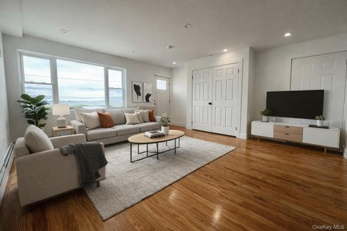 74 Hillmeyer Ave, Arverne, NY, 11692-1123 | Card Image