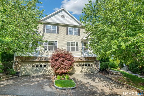 21-21 Woodcrest Ln, Danbury, CT, 06810-7143 | Card Image